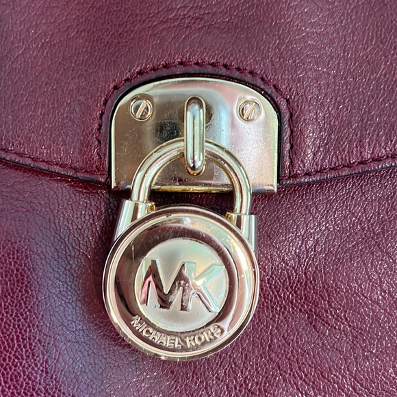 Michael Kors maroon satchel with crossbody strap - Picture 3 of 14